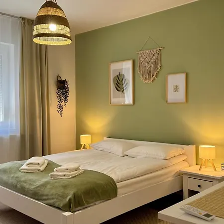 Lejlighed Center & Free Parking Debrecen